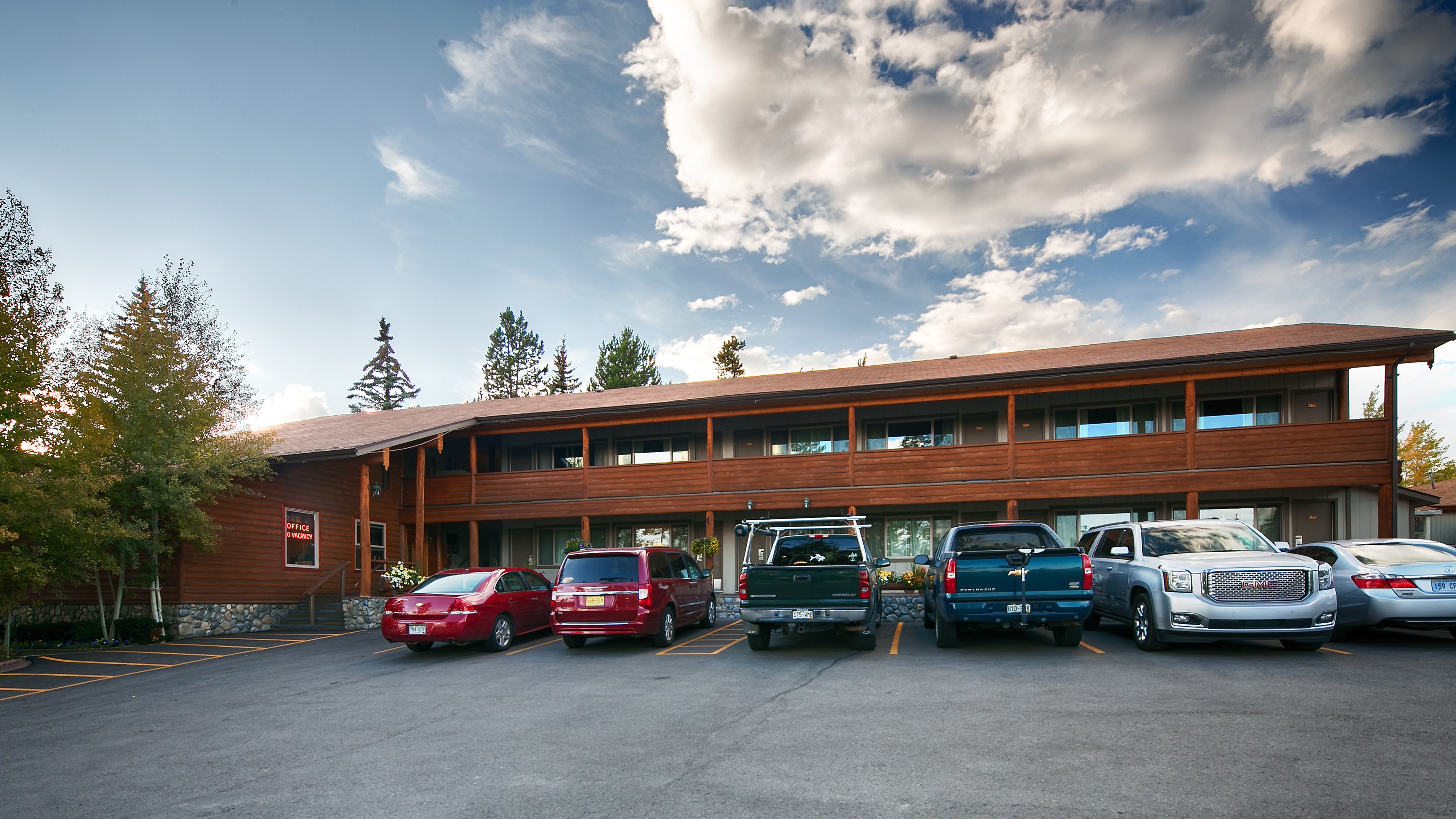 Best Western Ptarmigan Lodge 61/72