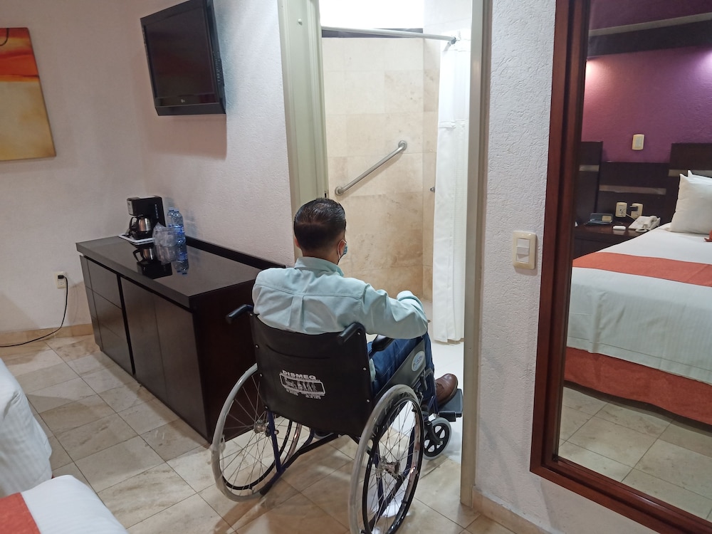 Hotel Poza Rica Centro 57/58