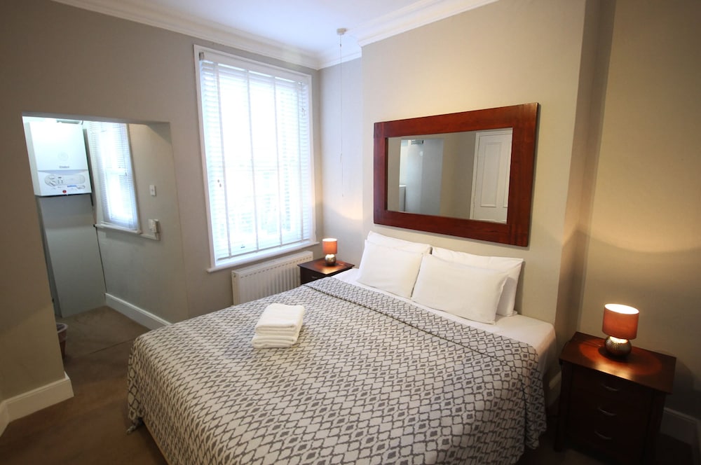 The Fielding Hotel 33/74