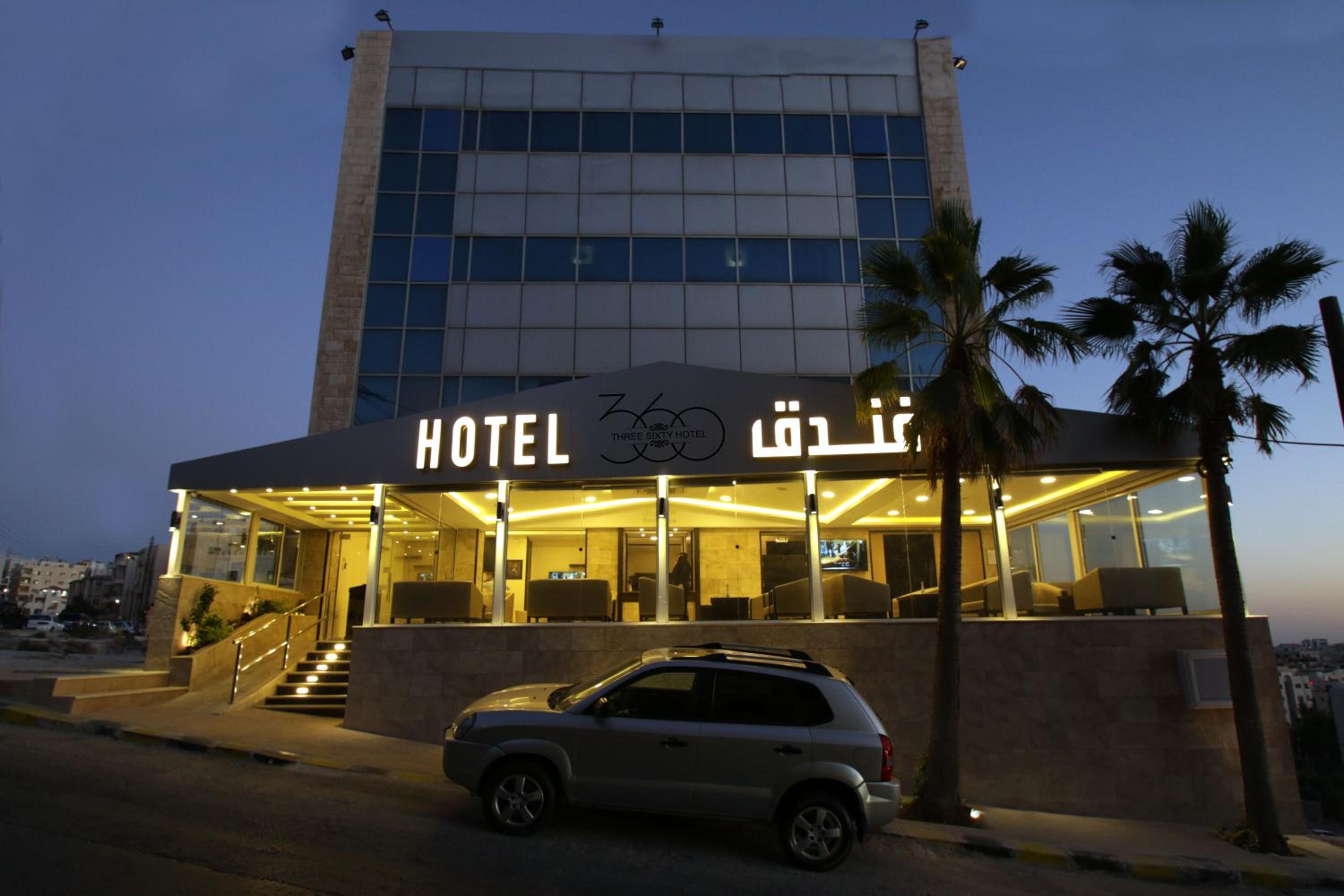 360 Hotel By FHM 8/51