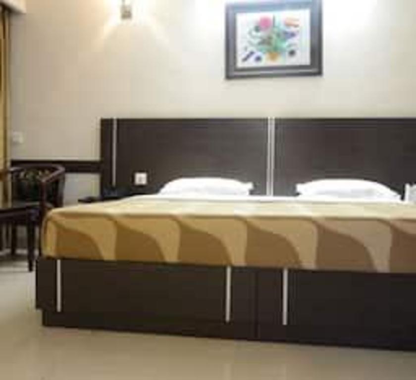 Hotel Sonia, Rudrapur 14/37