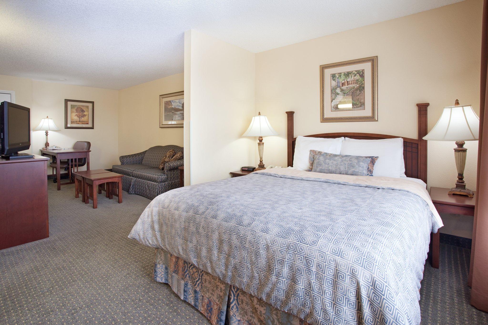 1 Bedroom, Suite, King Bed
