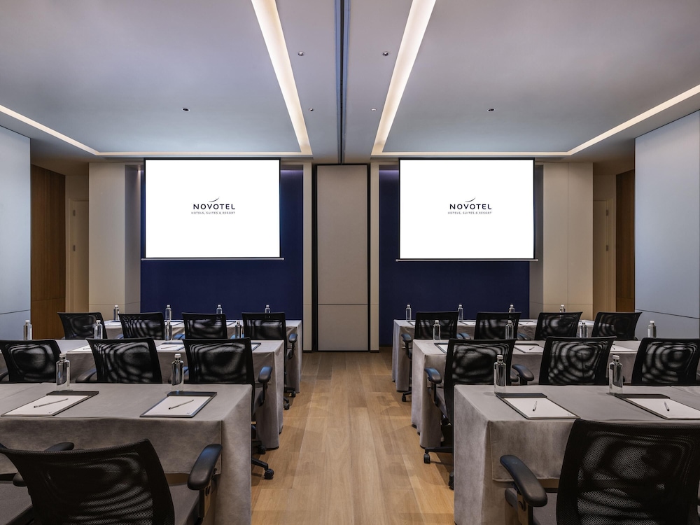 Novotel Shanghai JingAn 35/50