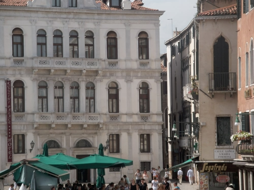 Sweet Venice 1/70