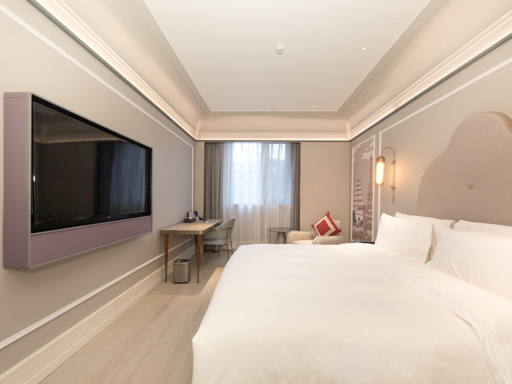 STANDARD, KING BED