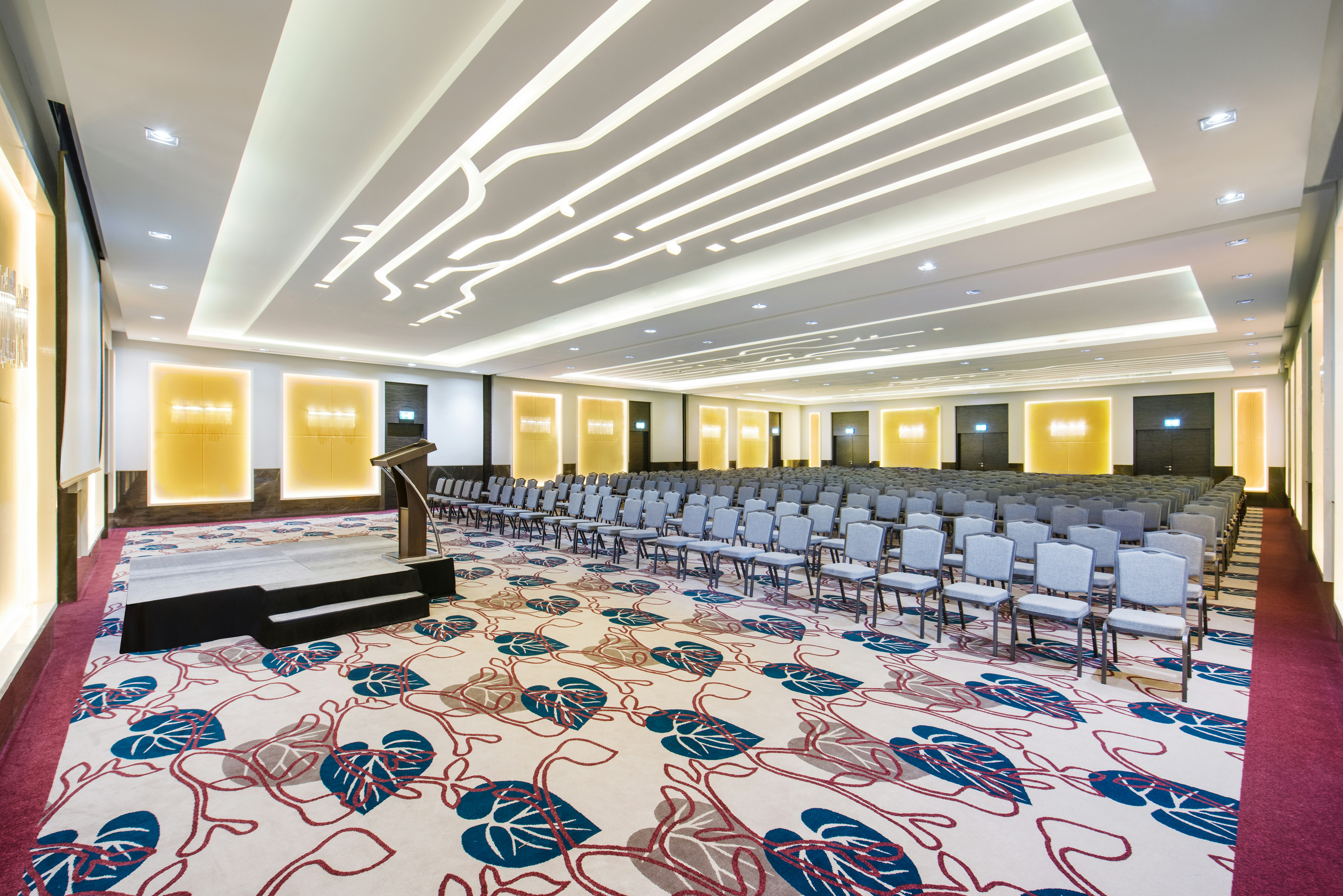 Hilton Garden Inn Ras Al Khaimah 10/77