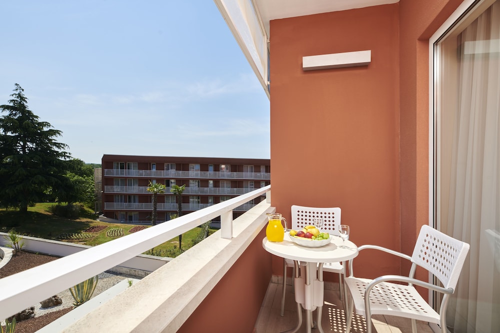 Hotel Albatros Plava Laguna 5/50