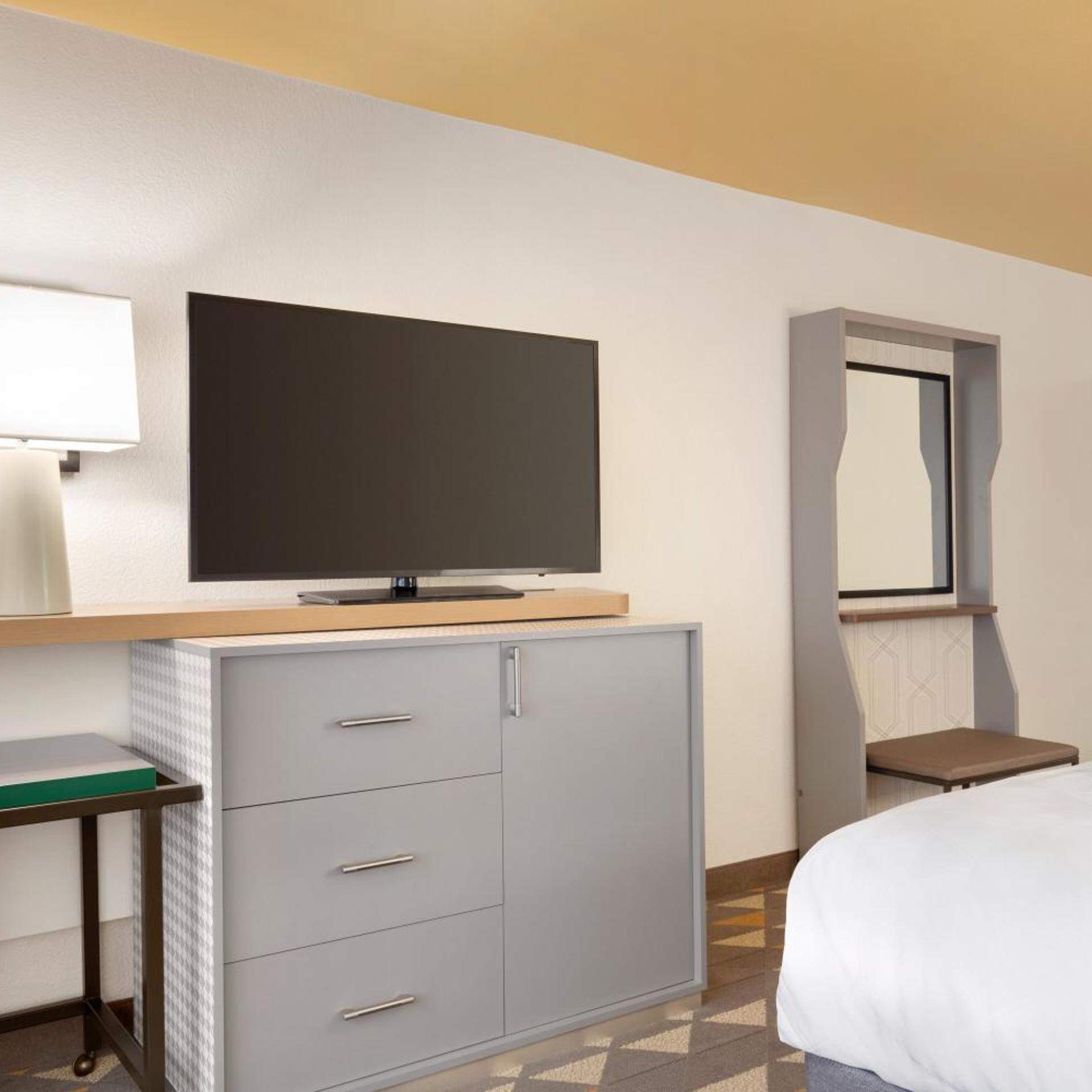 غرفة بسريرين كوين لذوي الإعاقة، Holiday Inn Houston Intercontinental Airport 2/5