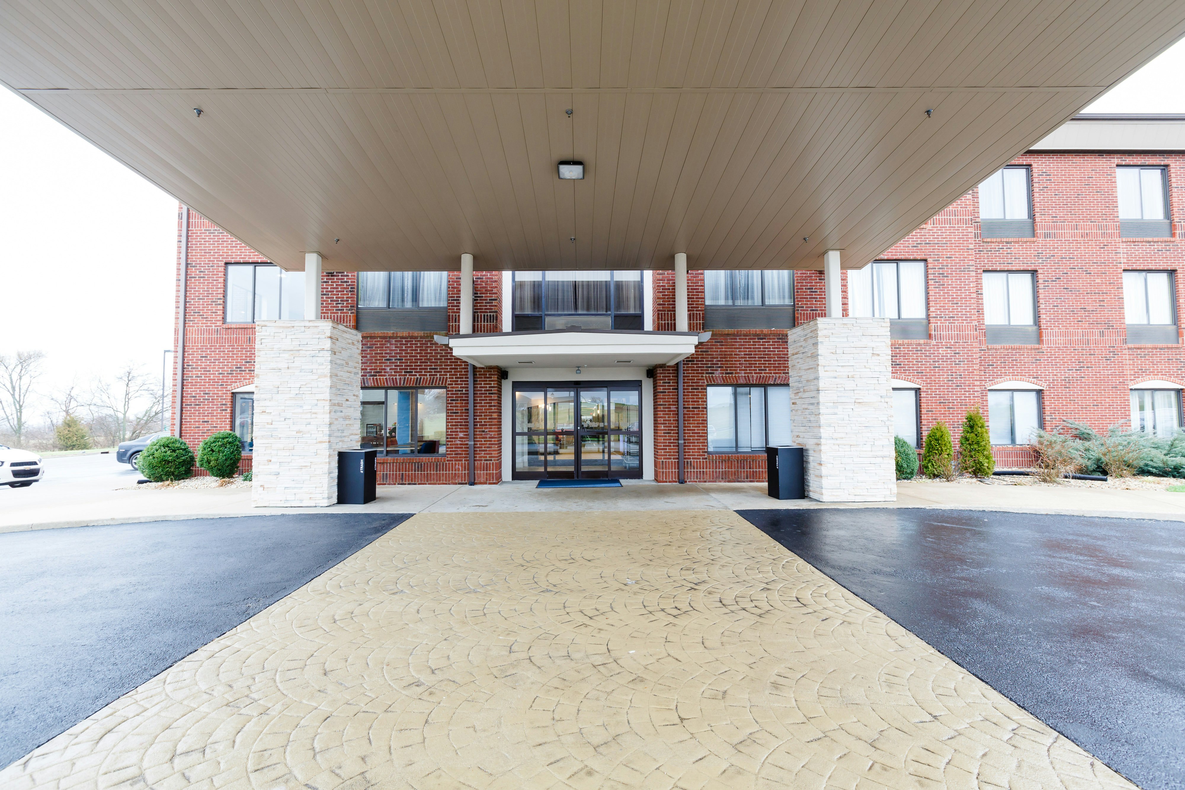 Holiday Inn Express Hotel Suites Shelbyville 44/44
