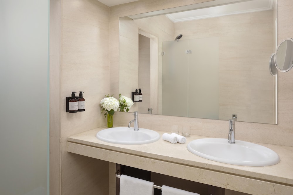 Nh Collection Gran Hotel de Zaragoza 49/50