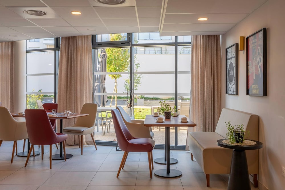 Quality Aparthotel Moissy-Cramayel 27/38