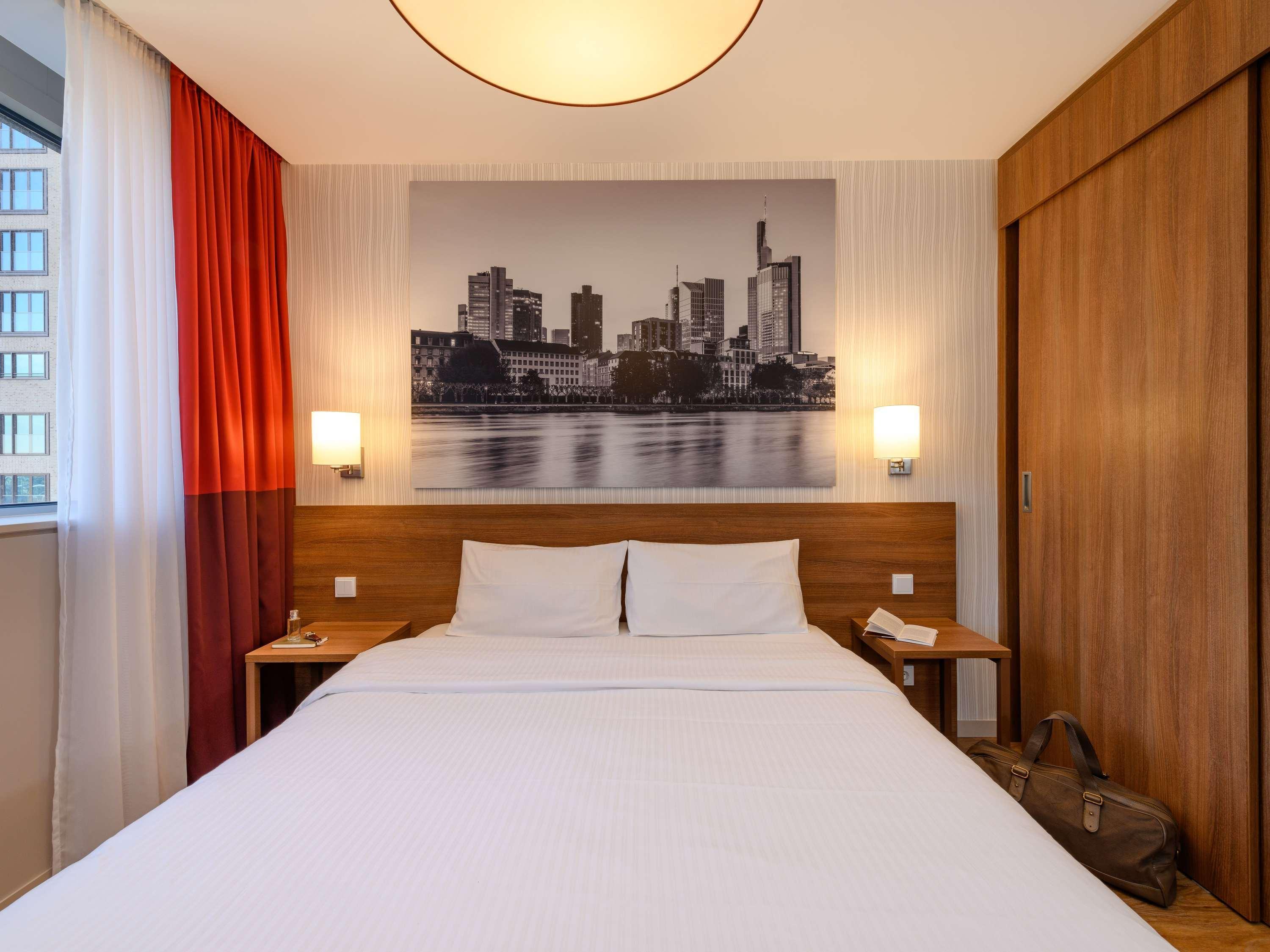 1 BEDROOM, APARTMENT