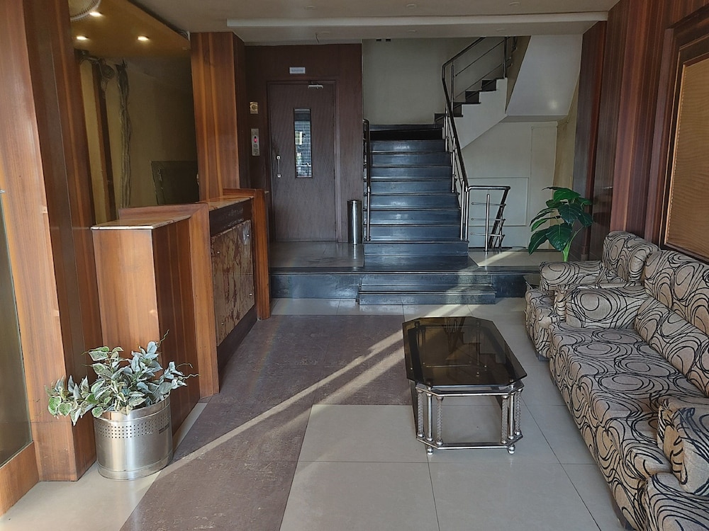 HOTEL RAHUL 3/18