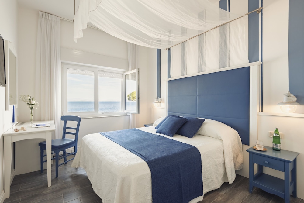 La Caletta Hotel 21/72
