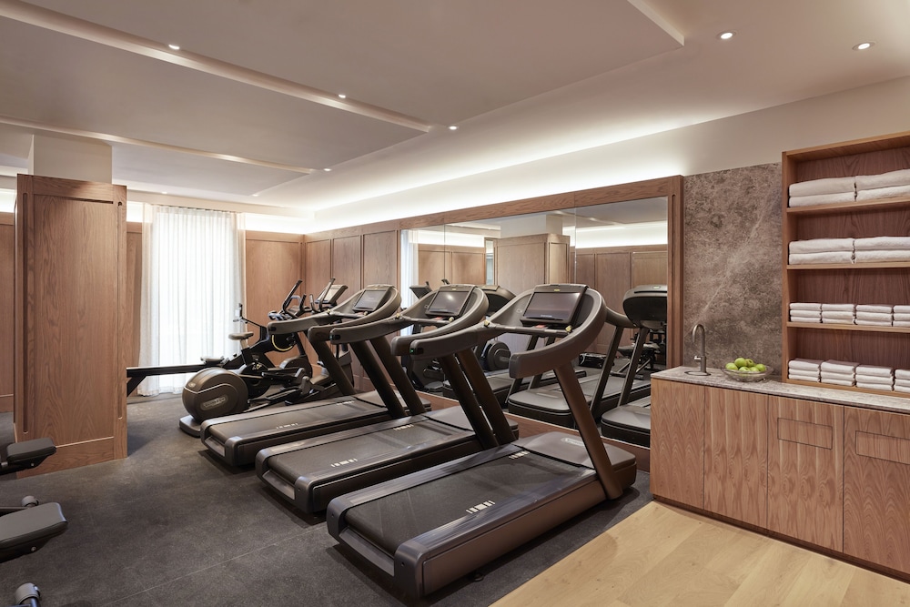 Hilton Melbourne Little Queen Street 34/62