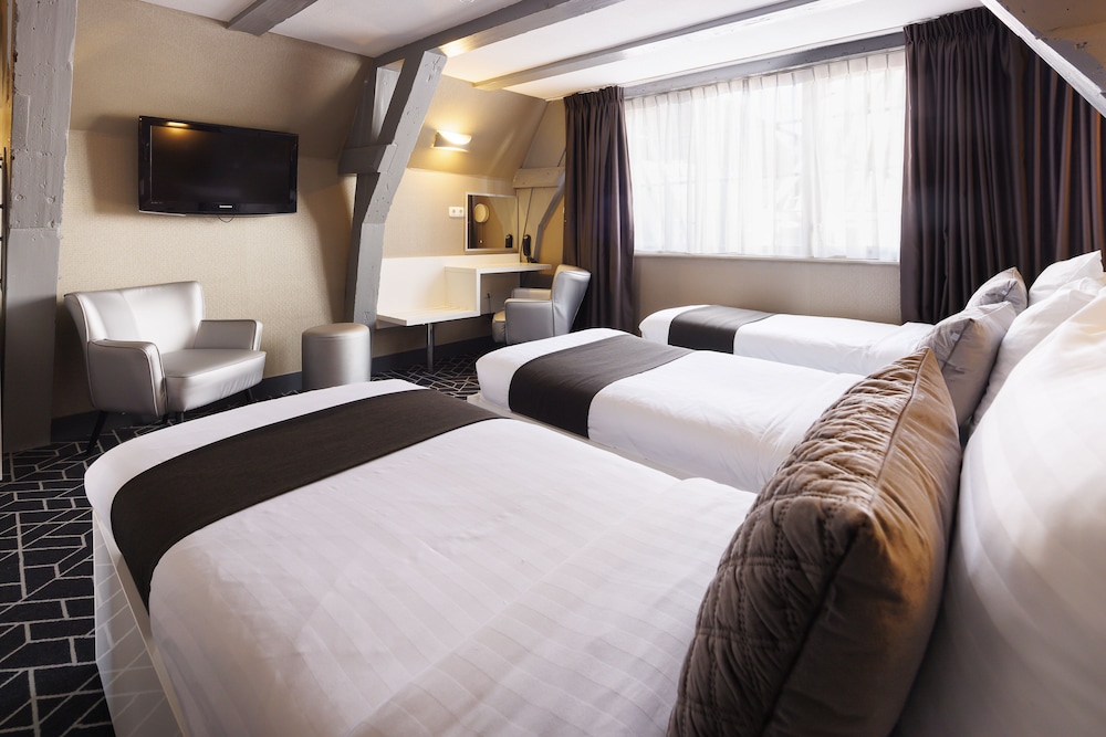 Hotel CC 24/50