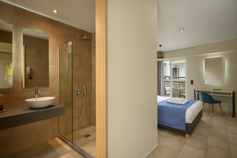 Mare Boutique Hotel 38/41