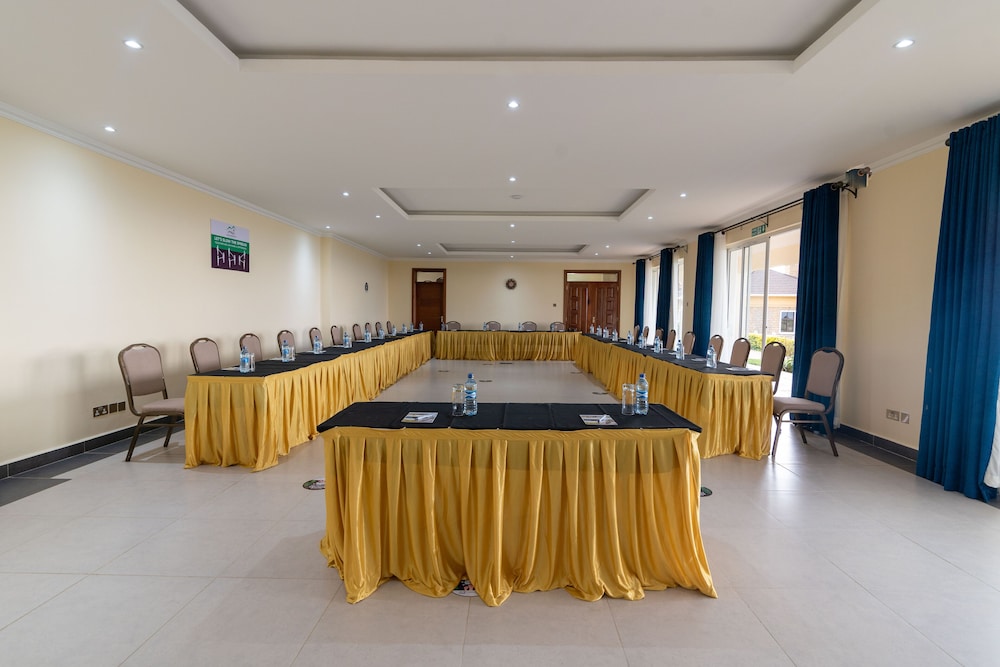 Lake Elementaita Mountain Lodge 6/50