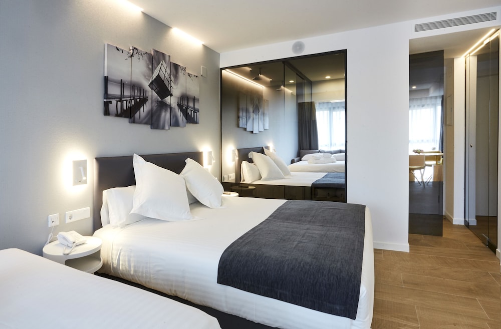 Hotel Valencia Alameda 41 7/63