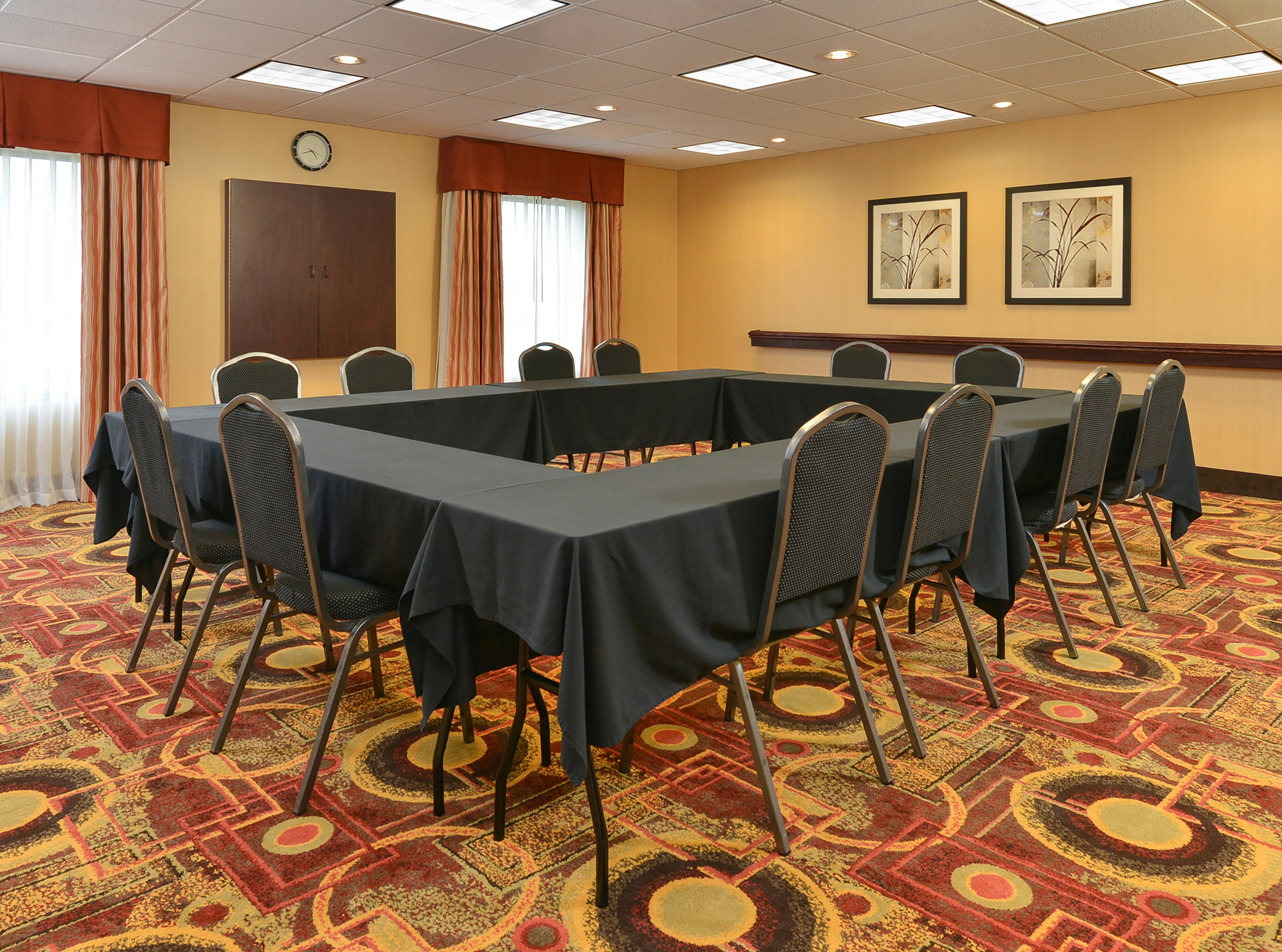 Hampton Inn Ottumwa 21/24