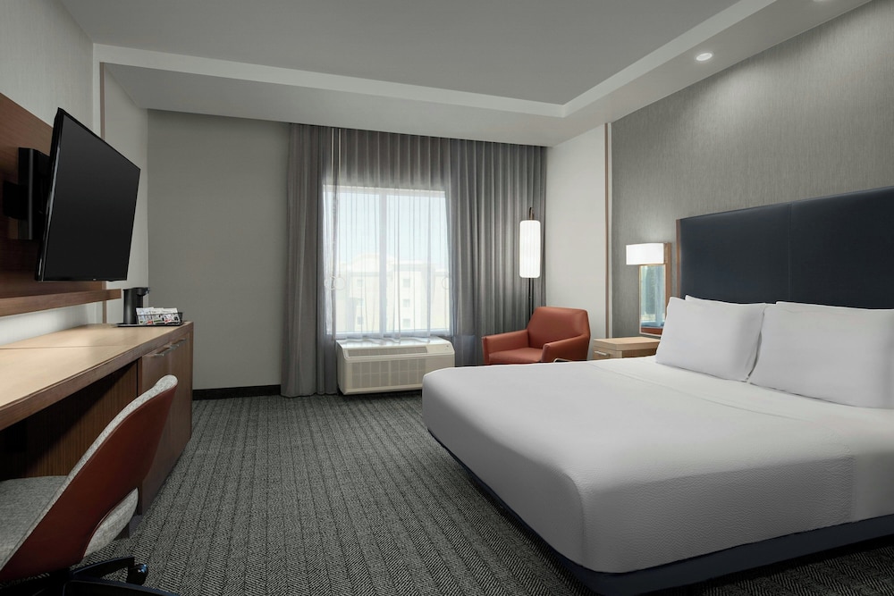 room, 2 queen beds