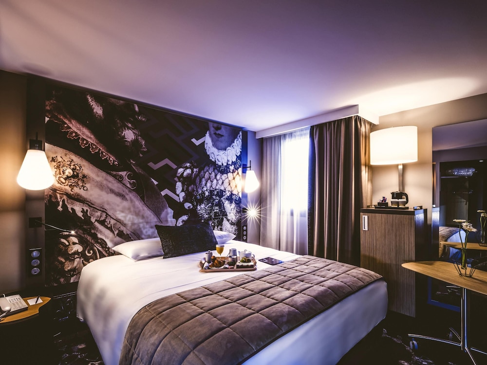 MERCURE PAU PALAIS DES SPORTS 14/67