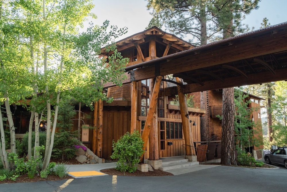 Gravity Haus Truckee-Tahoe in TRUCKEE - CA