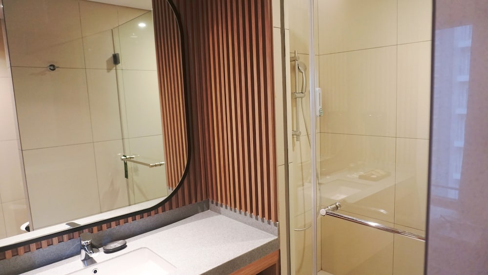 ibis Styles Serpong BSD City 47/49