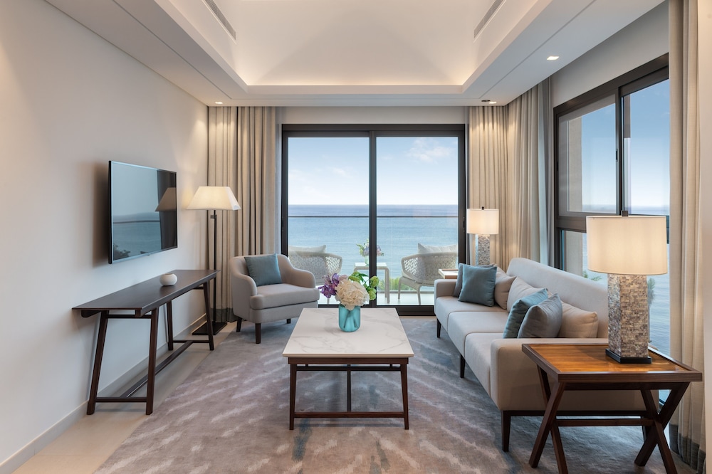 Address Beach Resort Fujairah 24/50