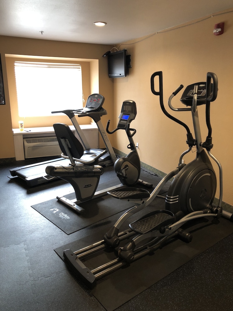 Days Inn & Suites By Wyndham Spokane Airport Airway Heights 19/41