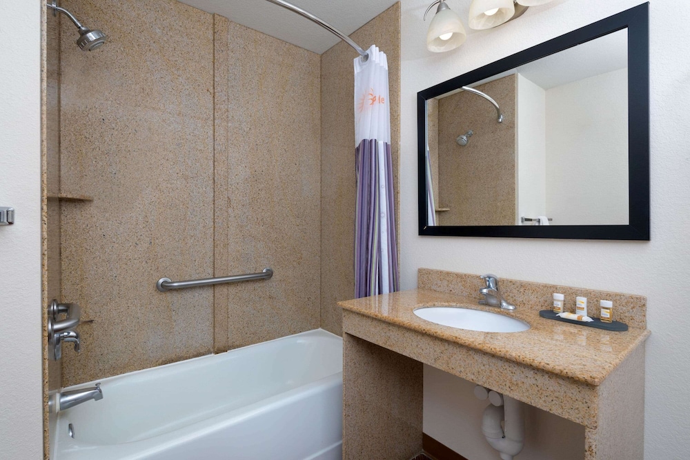La Quinta Inn And Suites By Wyndham Macon West 10/42