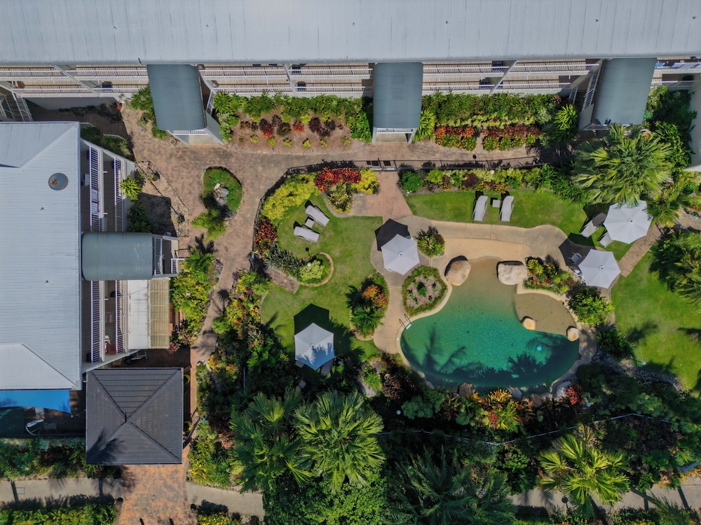 Melaleuca Resort 14/72