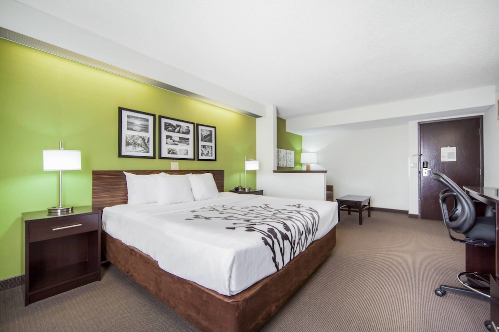 Sleep Inn & Suites Columbus, NE 24/61