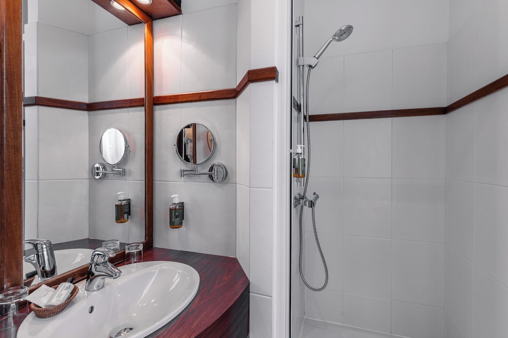 Villa Kerasy Hotel Spa 47/50