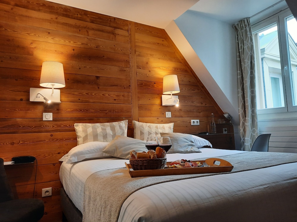 Hotel the Originals Des Princes Chambery 59/77