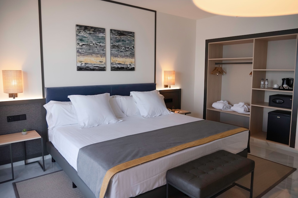 Urh Sitges Playa Hotel 13/69