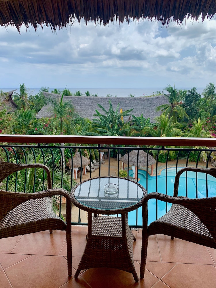 Coco Grove Beach Resort 36/50