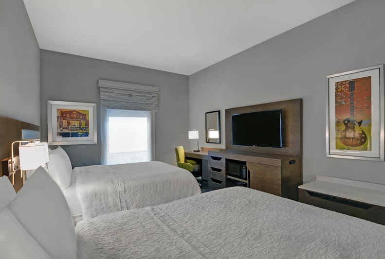 Hampton Inn Gallatin 7/20