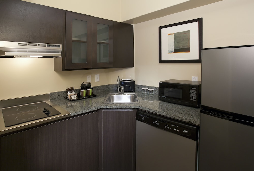 DoubleTree Suites by Hilton Austin Downtown Capitol 9/69