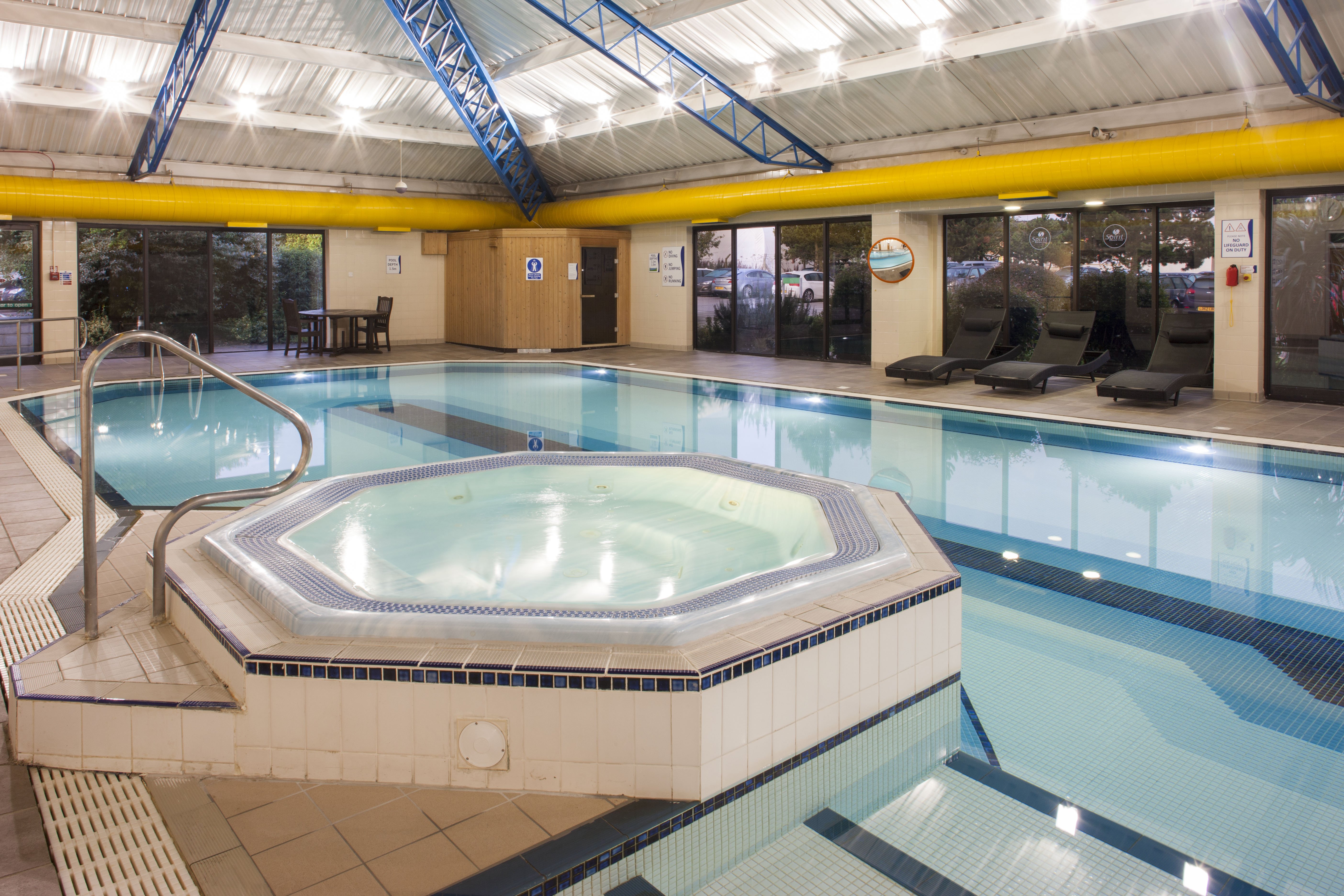 Holiday Inn Rochester Chatham an IHG Hotel 34/79