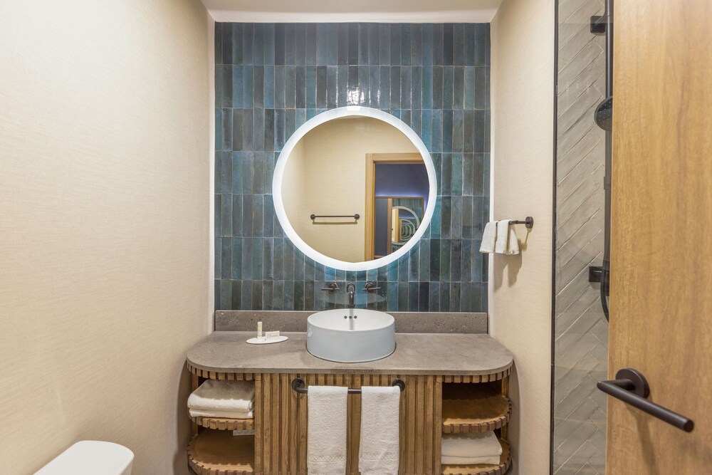 Courtyard by Marriott San Jose Escazu 11/20