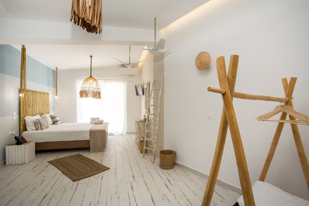 Marini Seaside Rhodes 33/72