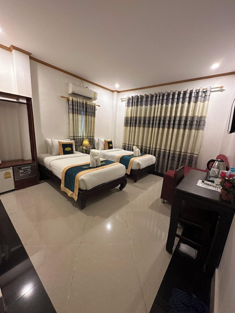 Villa Mahasok Hotel 23/90