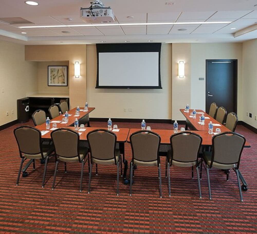 Hyatt Place Bloomington/Normal 47/56