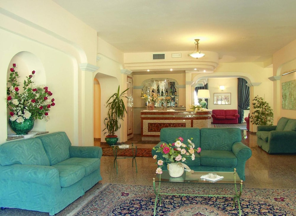 Hotel Maria Rosaria 52/62
