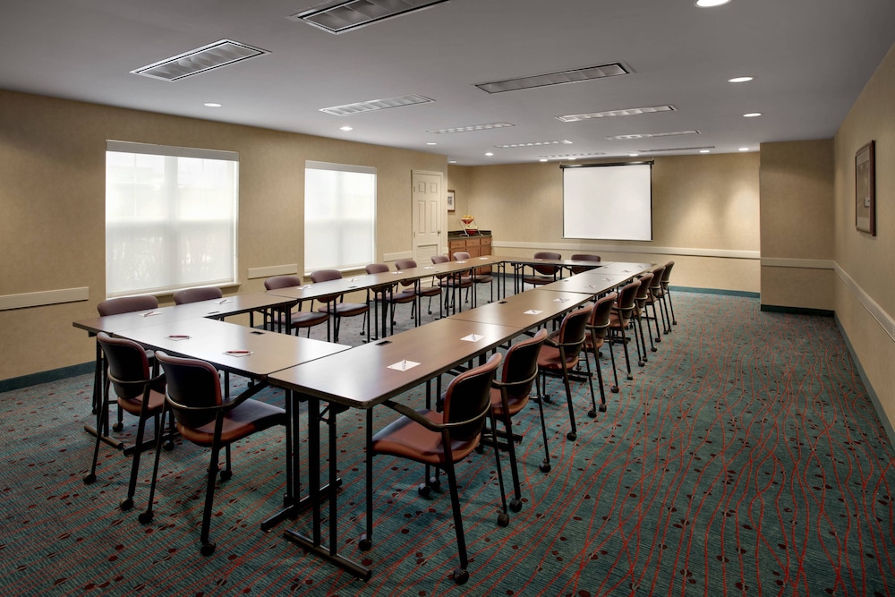 Residence Inn Saratoga Springs 25/30