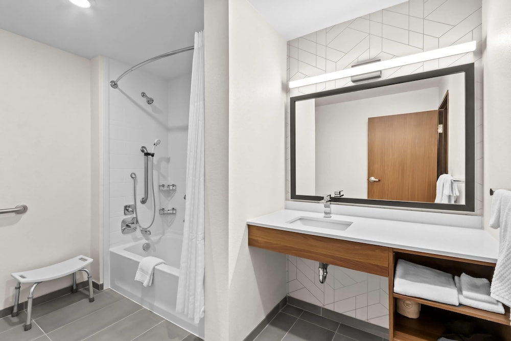 Everhome Suites Chandler Phoenix Fashion Center 46/50