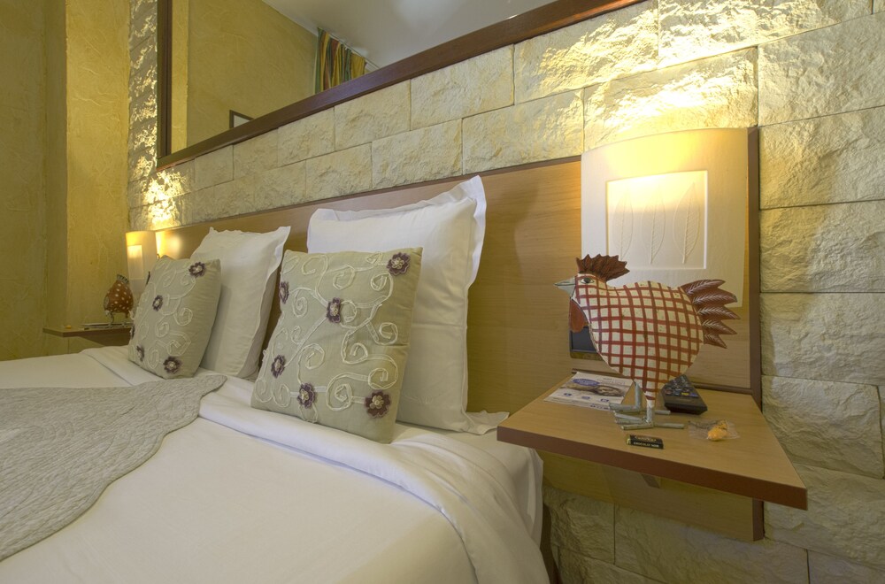 Brit Hotel Bosquet 27/27