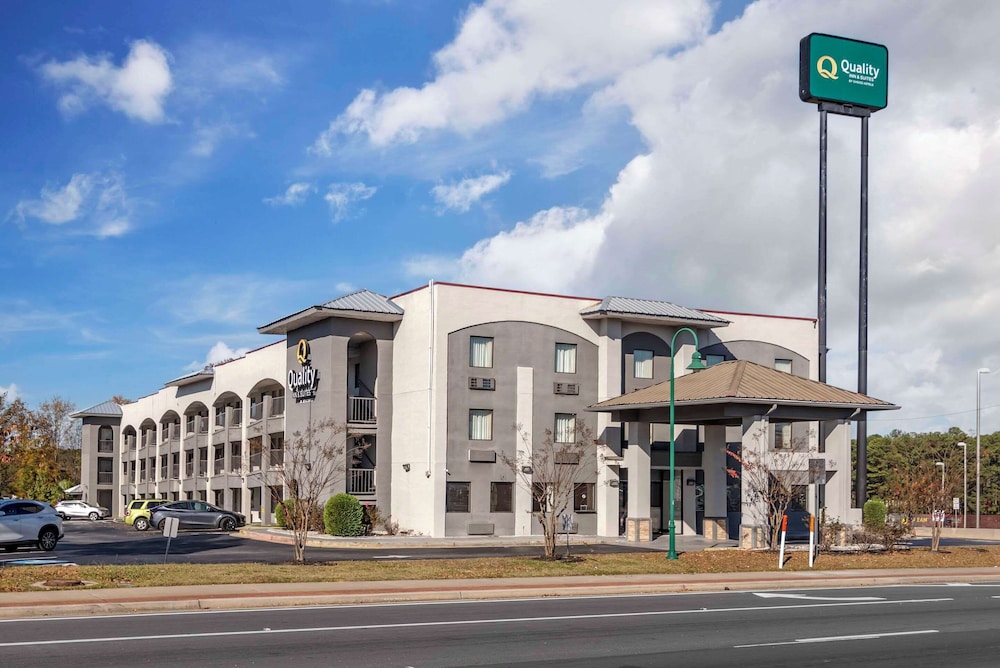 Quality Inn And Suites Southlake 47/49