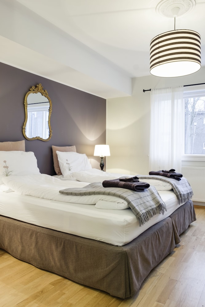 FREYJA GUESTHOUSE & SUITES 12/47